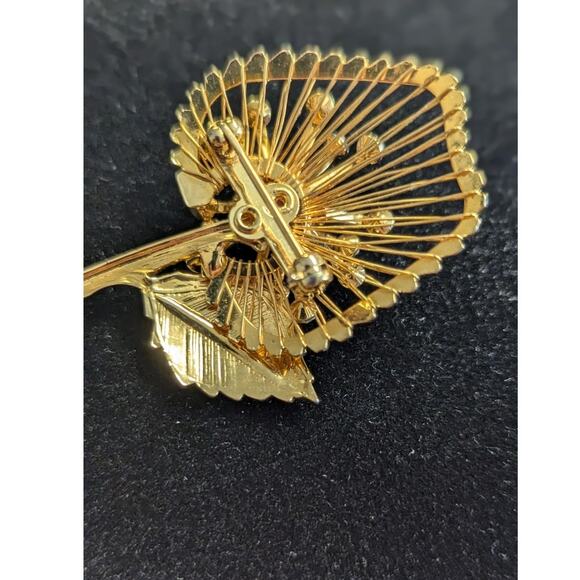 Wirework Apple and stem rhinestones gold tone brooch pin unsigned vintage - Picture 7 of 7